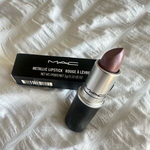 Rare MAC Cosmetics Metallic Lipstick in “Devotional” limited Edition